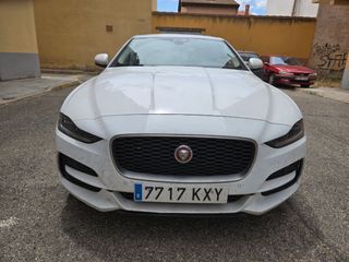 Jaguar XE 2019