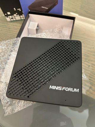 Mini PC Minisforum Nero/Blu