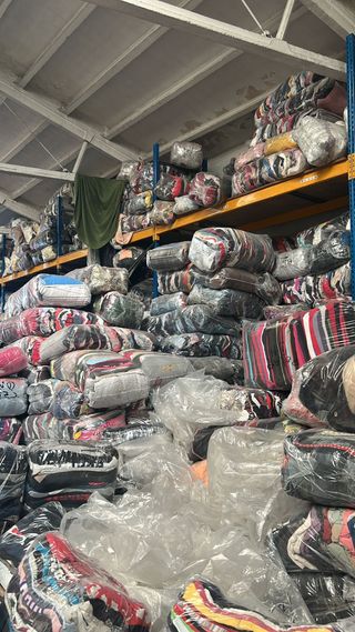 ropa vintage kilo 12€ 