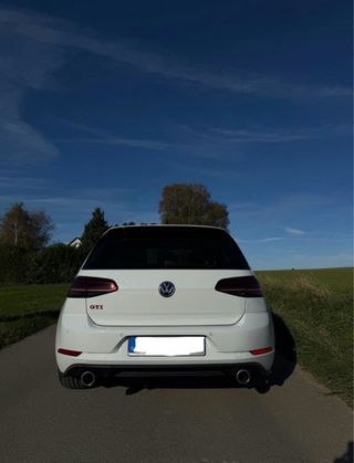 Volkswagen Golf GTI 7.5 Performance