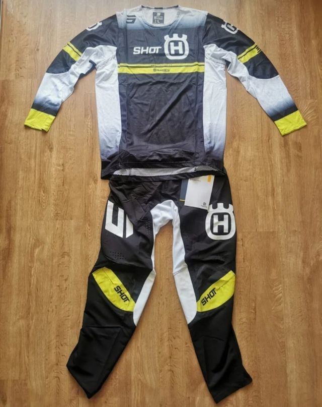 Equipación Motocross SHOT Husqvarna Talla L
