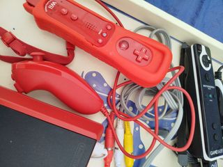 Consola Wii Mini Roja + Accesorios