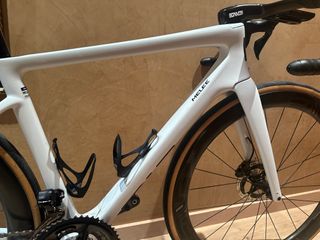 Cuadro de carretera MELEE blanco