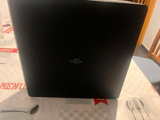 PS4 (PlayStation 4) Negra