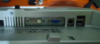 Monitor Dell 19