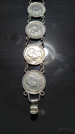 Pulsera monedas plata antigua