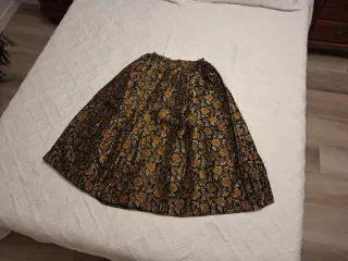 Falda Baturra Negra y Dorada, hecha a medida 