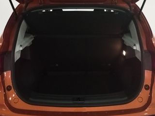 MG ZS Luxury