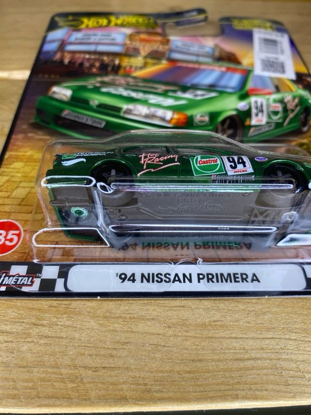 Hot Wheels Boulevard '94 Nissan Primera