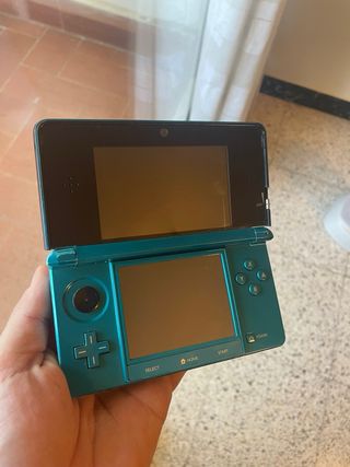 Nintendo 3DS Verde + 7 Juegos