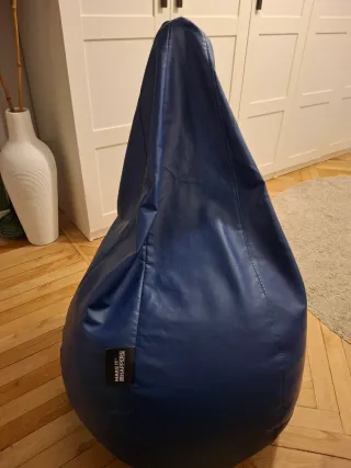 Puf pera azul de piel