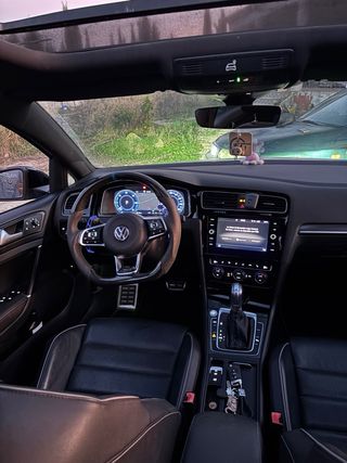 Volkswagen Golf 7.5 GTE 204cv