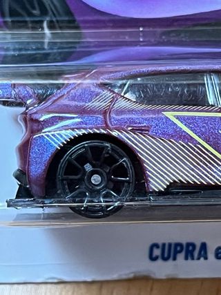 Hot Wheels Cupra e-Racer 2025
