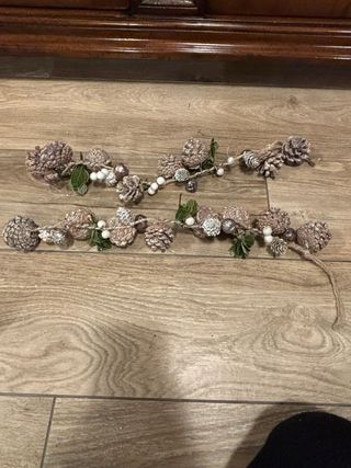 Coppia decorazioni con pigne