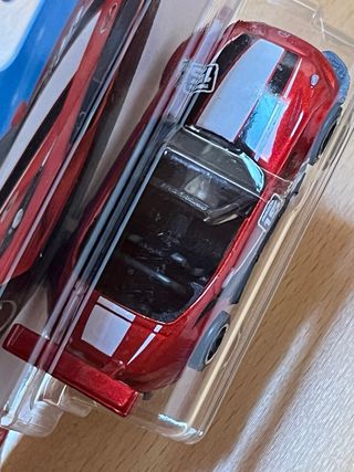 Hot Wheels '15 Mazda MX-5 Miata