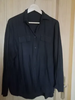 Camisa negra