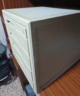 Cajón archivador beige plástico