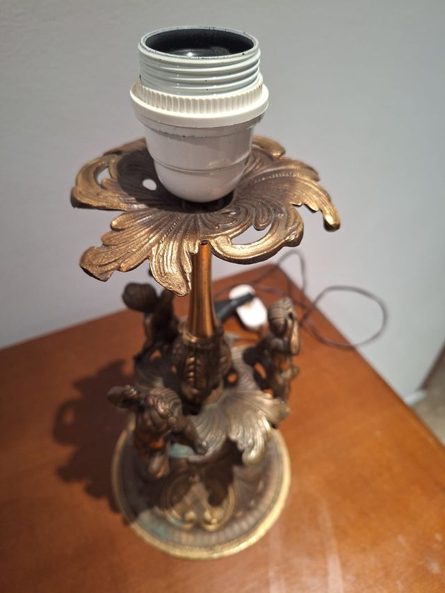 Lampada ottone vintage con putti