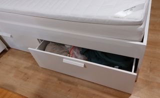 Cama Matrimonio Ikea Madera y colchón 