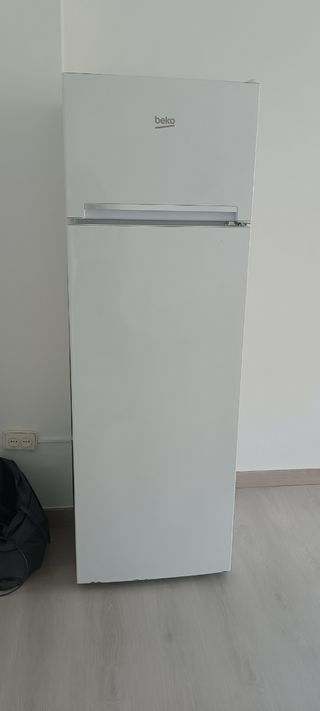 Nevera combi Beko blanca