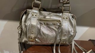 Bolso plateado