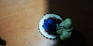 Pitufo de PVC con traje indio