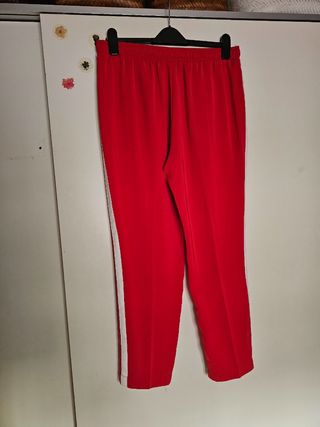Pantalones sport rojos