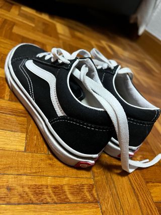 Zapatillas Vans Negras Talla 34. Negociables!