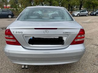 Mercedes-Benz Clase C 2003