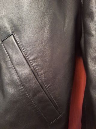 Chaqueta de Piel Negra