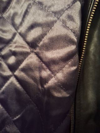 Chaqueta de Piel Negra