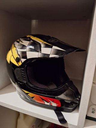 Casco Motocross Negro y Amarillo