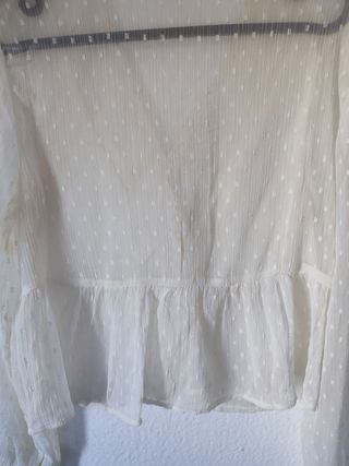 Blusa Stradivarius Blanca nueva