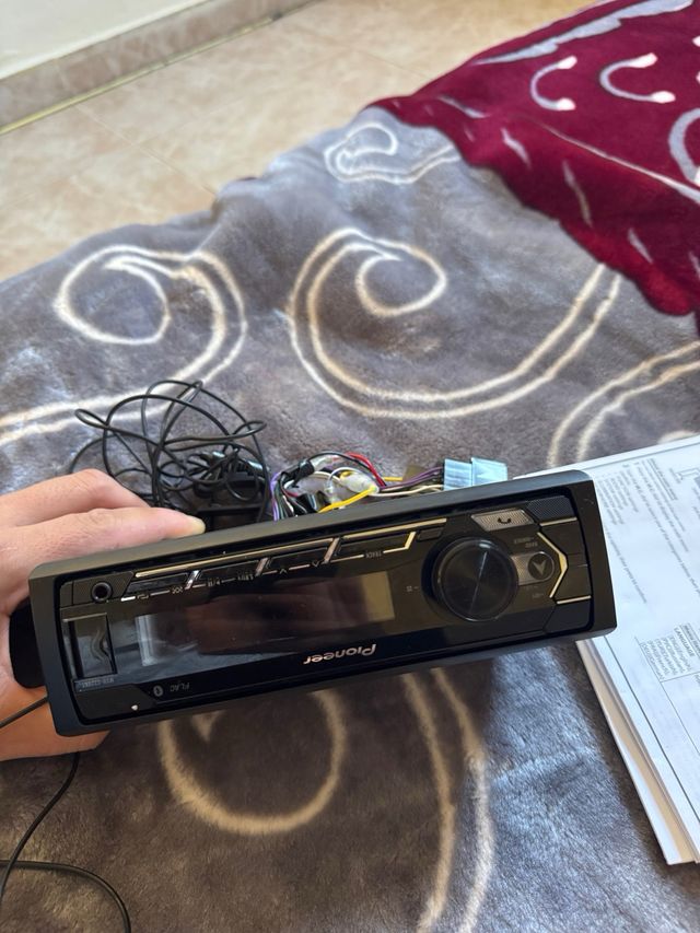 Radio Pioneer MVH-S320BT Bluetooth