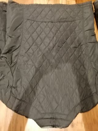 Chaqueta Zara Man negra acolchada