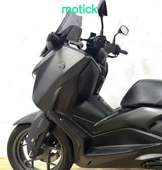 YAMAHA XMAX 125