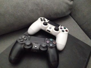Consola PS4 (PlayStation 4) Negra