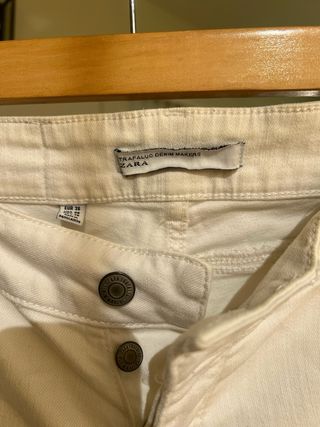 Shorts blancos vaquero Zara