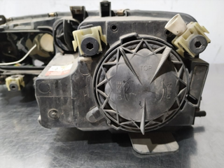 FARO DERECHO MAZDA 6 BERLINA (GG) F014002477R