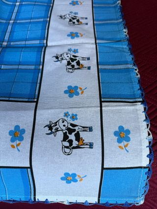 Toalha de mesa xadrez azul com vacas