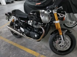 Triumph Thruxton RS 1200 Edición Limitada.3500 km.