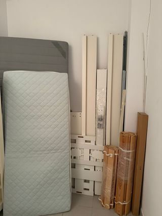 Juego 2 Camas Ikea, una de ellas de niño 