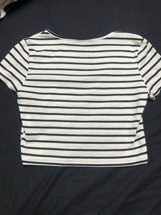 Camiseta Shein Rayas Blanco y Negro