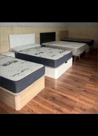 Offerta di divani e materassi