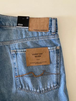 7 For All Mankind Slimmy. Pantalón vaquero. W32