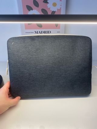 Funda portátil JeTech gris 25x34 cm