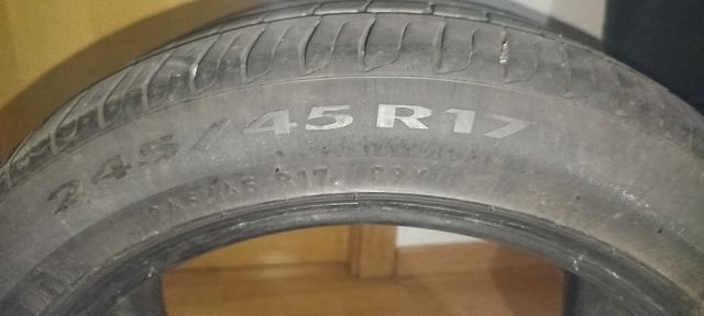 Neumático Pirelli 245/45/R17