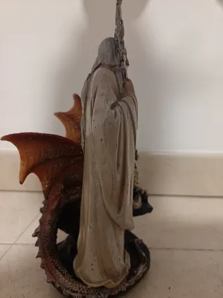 Figura Mago Merlín con Dragón