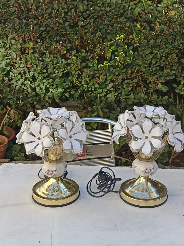 Pareja Lámparas Mesilla Flores Cristal