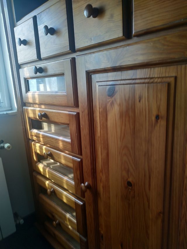 Mobili rustici in legno